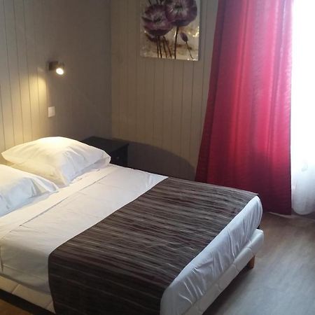 L' R Du Port Otel Courseulles-sur-Mer Dış mekan fotoğraf